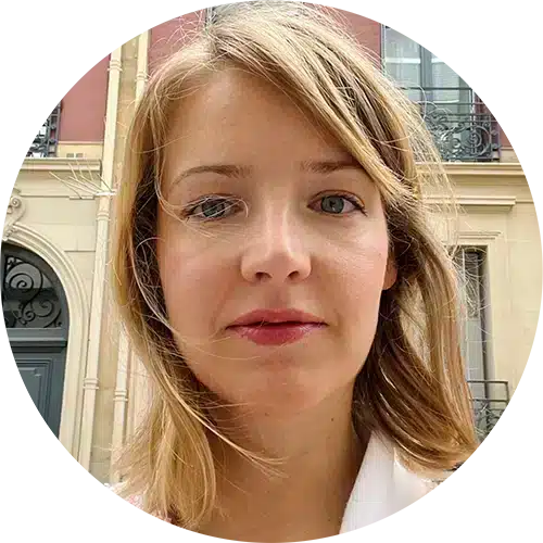 Portrait of Claire Ferreira, Co-Artistic Director at Design Eyewear Group and Eyewear Design Expert