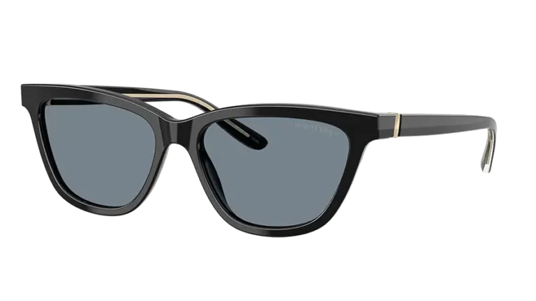 Lunettes cat-eye Giorgio Armani AR8221, collection Automne-Hiver 2024, avec monture noire élégante