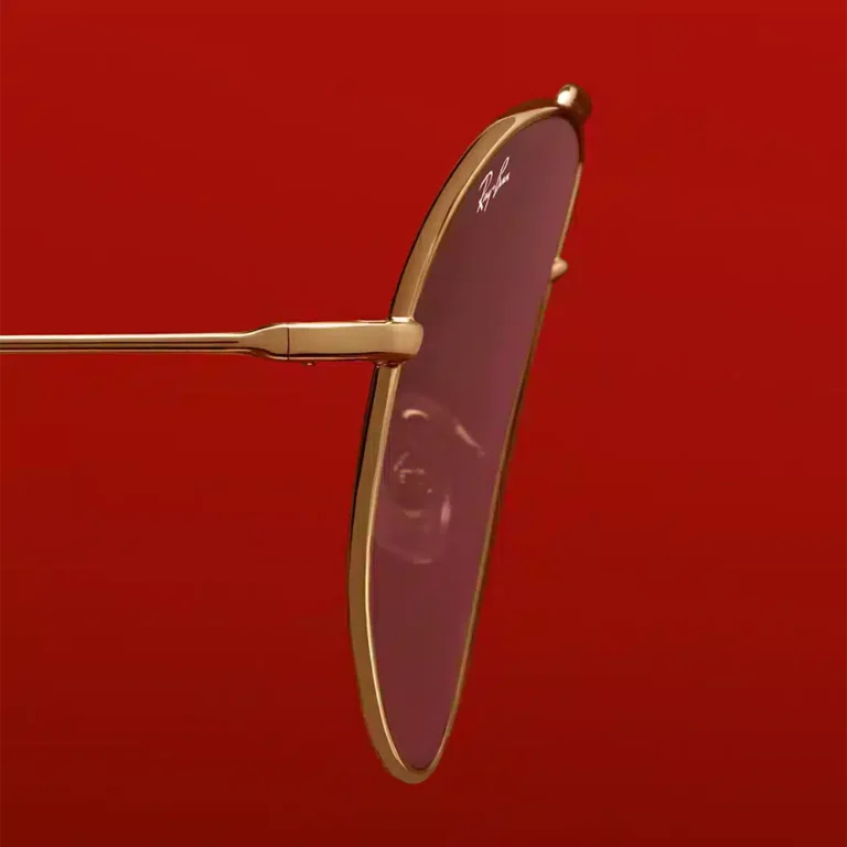 Close-up of Ray-Ban Reverse Collection 2024 Glasses with Concave Lenses - Unique Design in Limited Edition