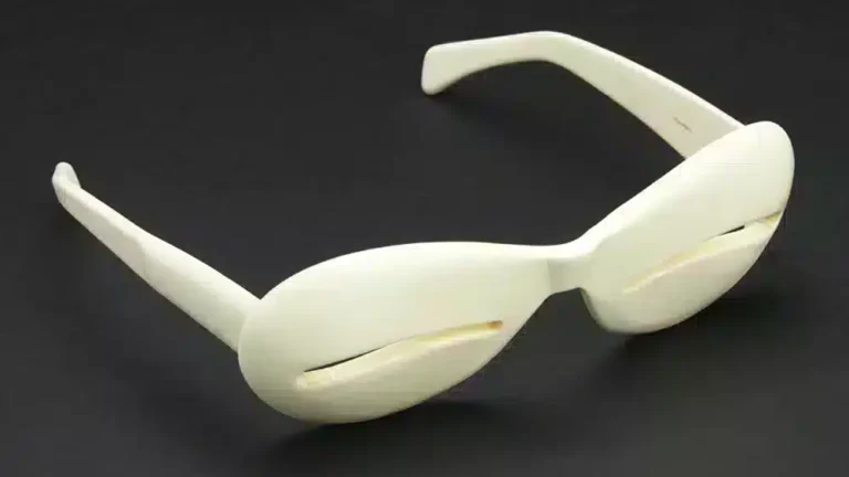 lunettes space age andre courreges 1964