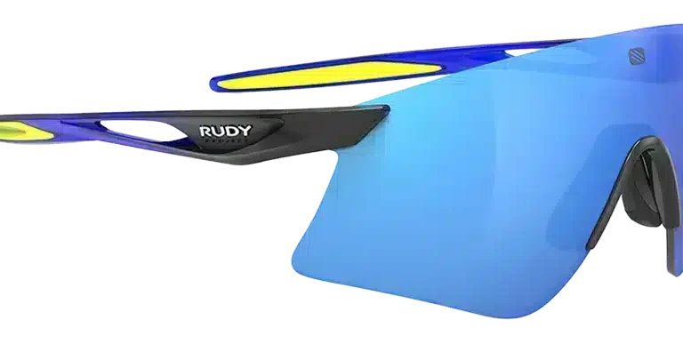 Gafas deportivas Rudy Project Astral Sphere con lentes Polar 3FX azules, diseñadas para ciclistas y esquiadores.