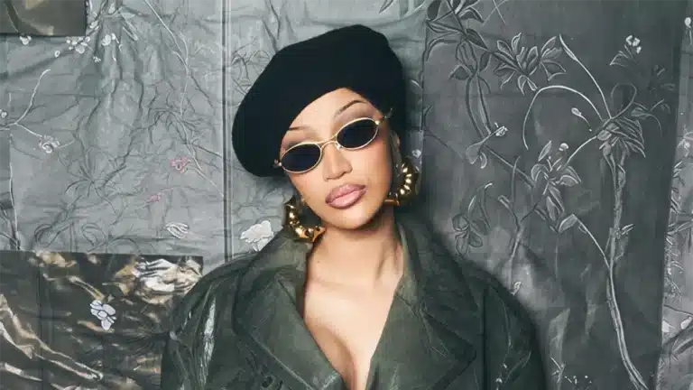 lunettes stars défilé Margiela