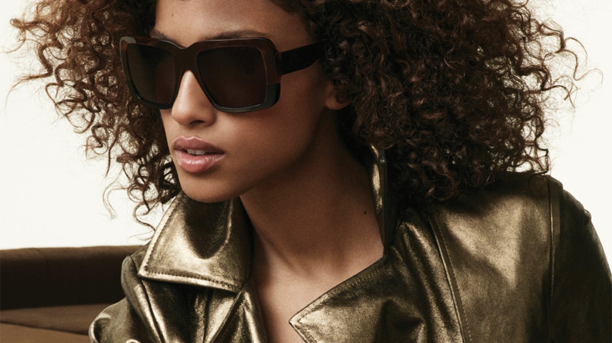 Donna Karan Fall 2025 : 40 ans de style célébrés à New York